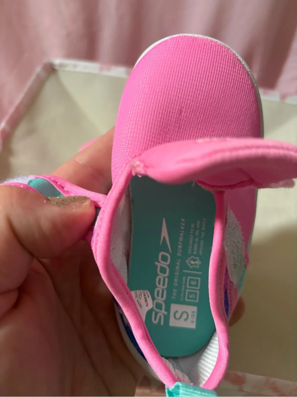 Speedo Kids Pink and Aqua Hook-and-Loop Water Shoes size 5